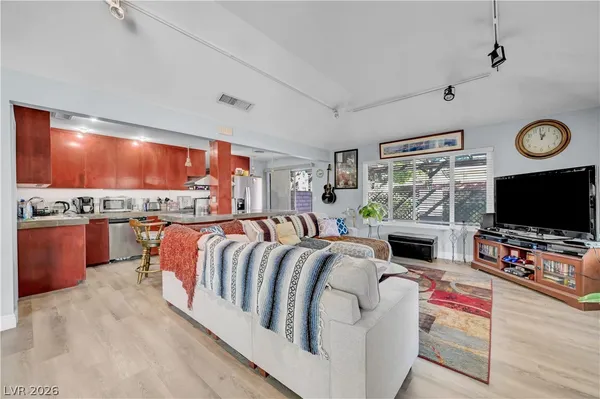 $299,000 | 639 Pepper Tree Circle, Henderson, NV 89014