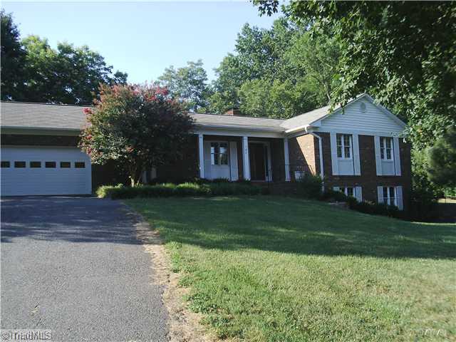 137 4 Brooks Road Winston-Salem, NC 27107 - Photo 1 of 15 Exterior Front.