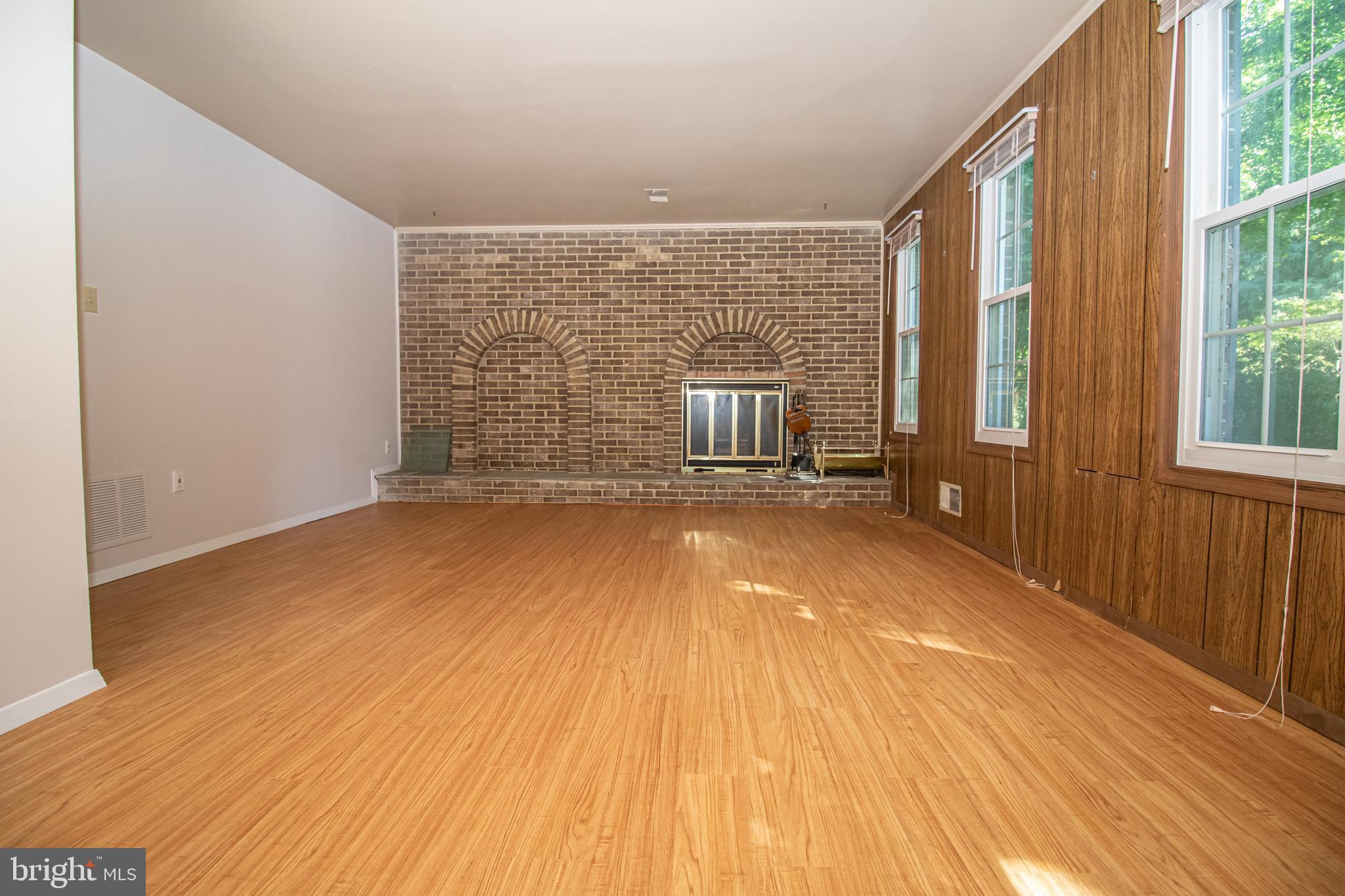 14224 Alderton Road Silver Spring, MD 20906 - Photo 12 of 52 Family Room