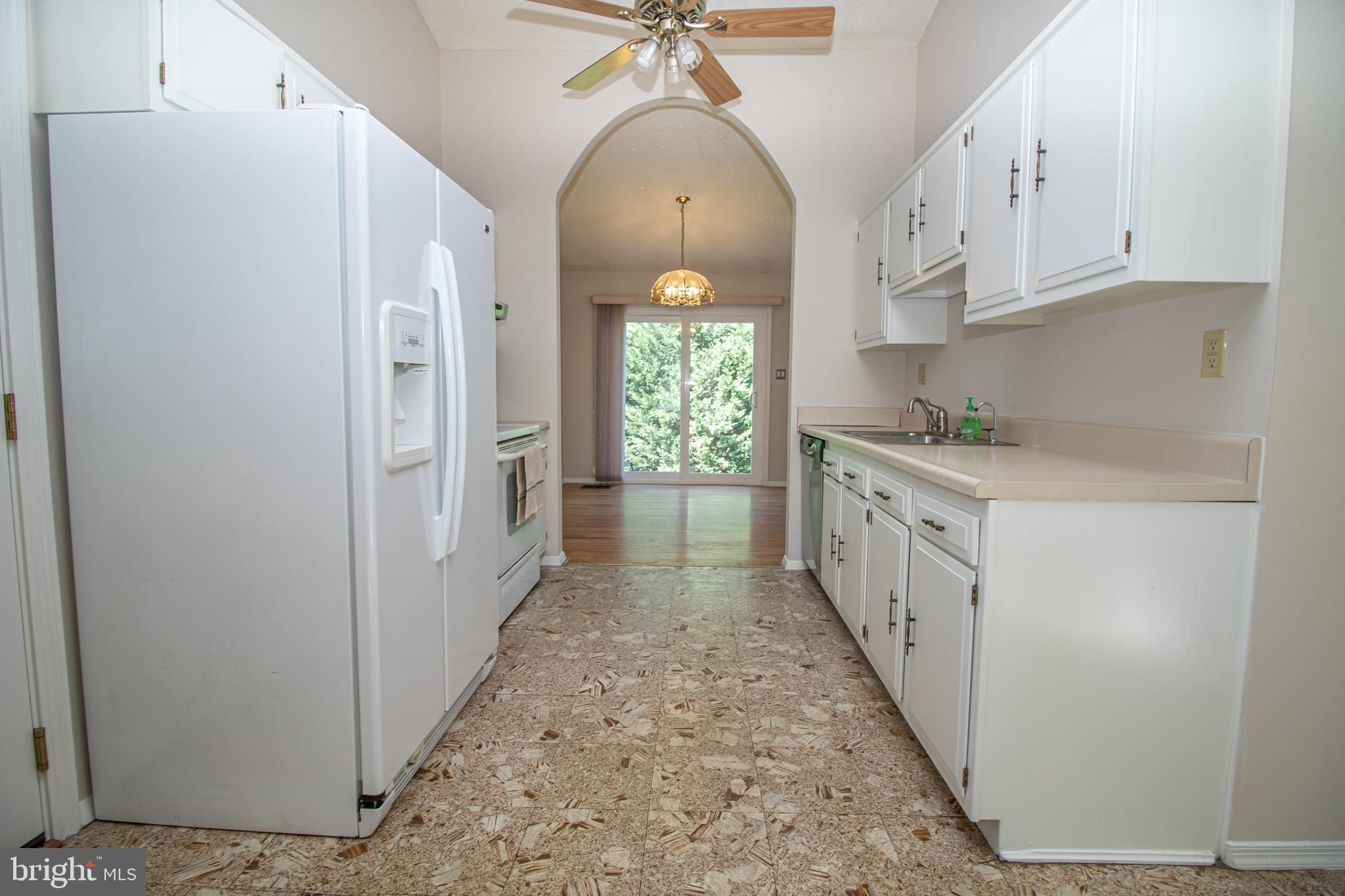 14224 Alderton Road Silver Spring, MD 20906 - Photo 7 of 52