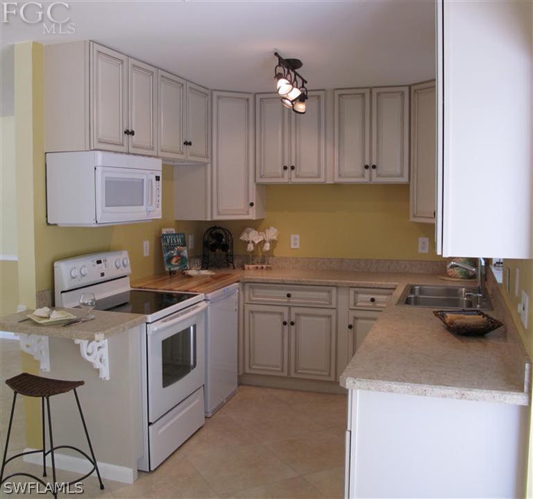 13860 Robert Road Bokeelia, FL 33922 - Photo 3 of 9 Gallery Image 3