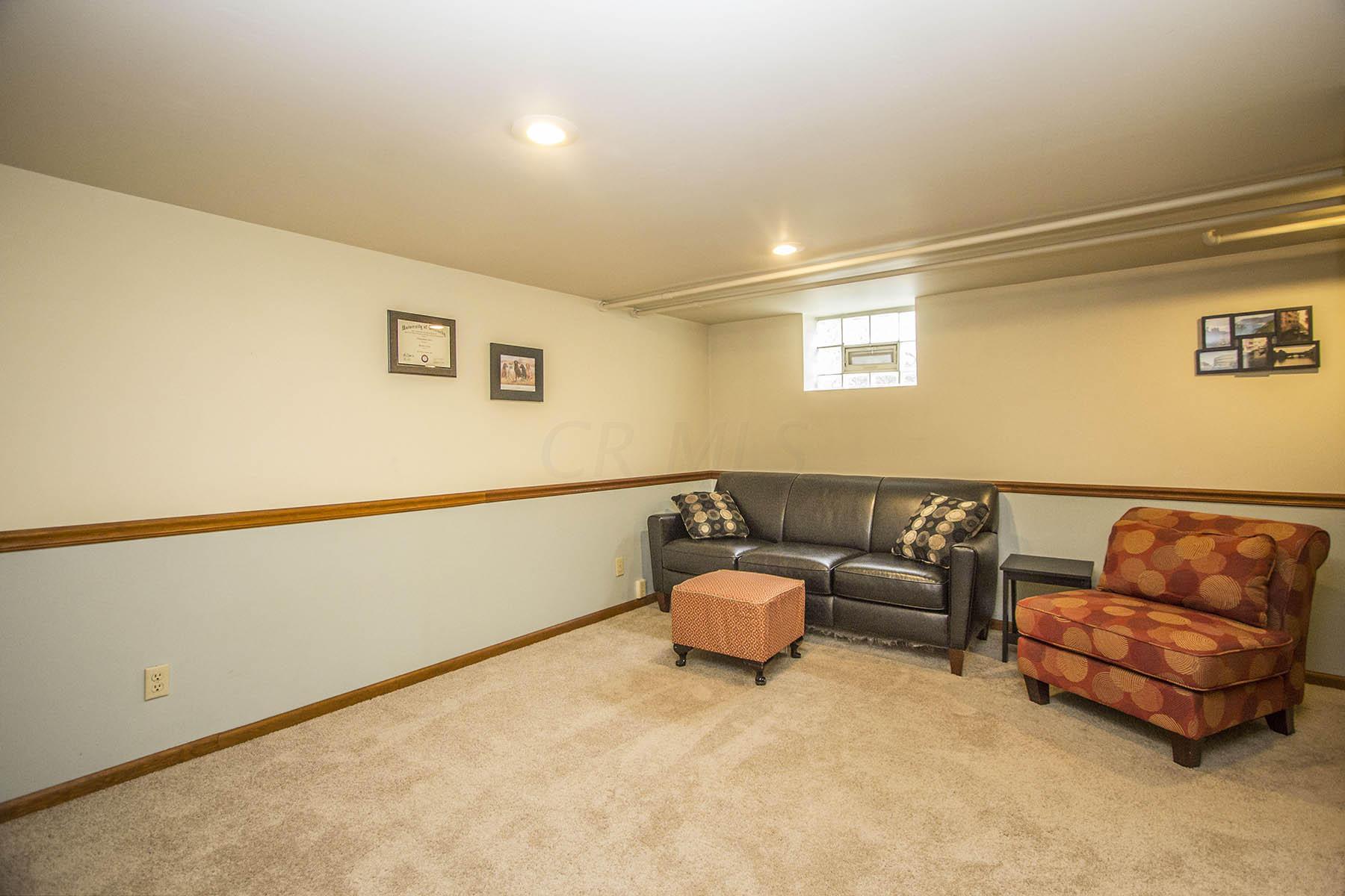2022 Harwitch Road Columbus, OH 43221 - Photo 22 of 24