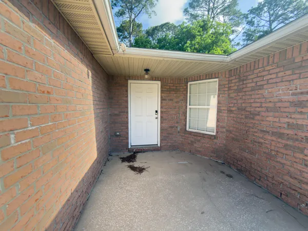 $1,900 | 8524 Laredo Street, Navarre, FL 32566