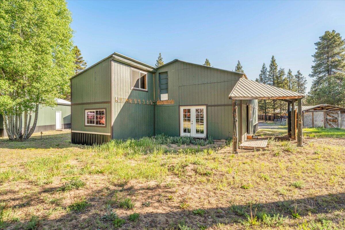 16201 Hawks Lair Road La Pine, OR 97739 - Photo 35 of 52 33-Exterior-HL