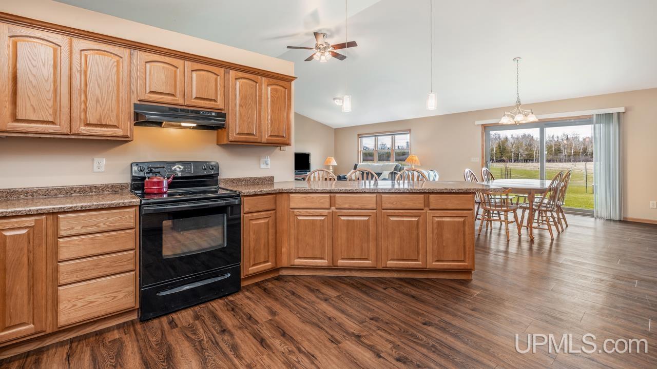6230 East 5th Road Bark River, MI 49807 - Photo 15 of 48