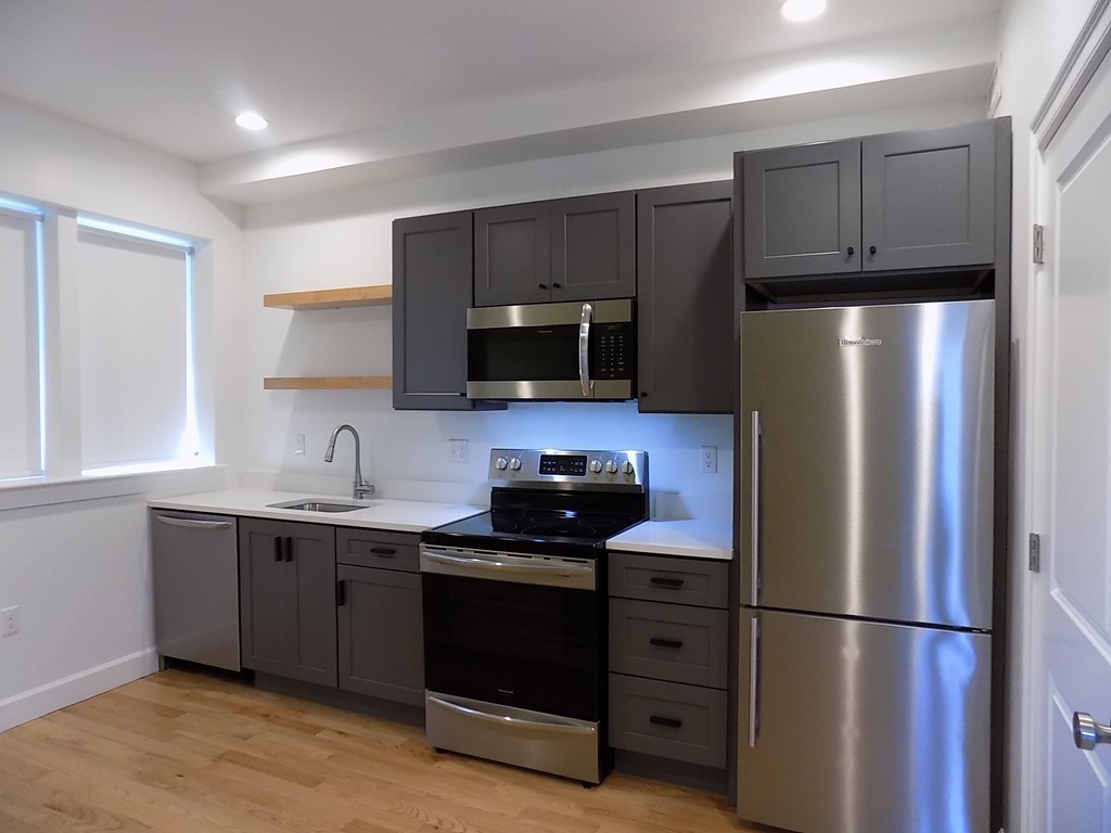 28 Hawthorne Street, Unit 2 Chelsea, MA 02150 - Photo 1 of 18