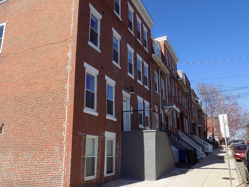 28 Hawthorne Street, Unit 2 Chelsea, MA 02150 - Photo 13 of 18