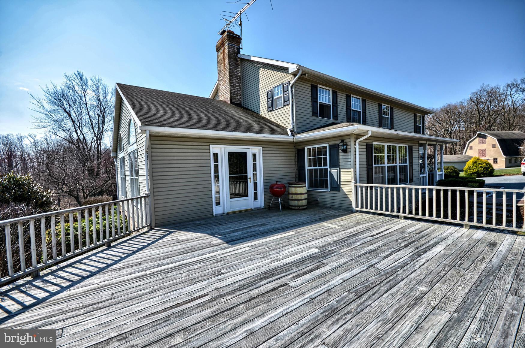 7816 Old Receiver Road Frederick, MD 21702 - Photo 21 of 28 Back Deck