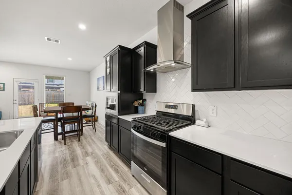 $2,350 | 12313 Churchill Downs Drive, Houston, TX 77047