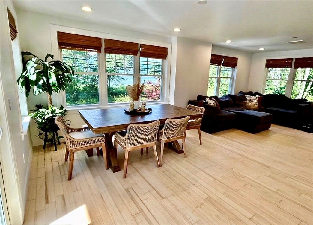 608 Wordens Pond Road South Kingstown, RI 02879 - Photo 11 of 39