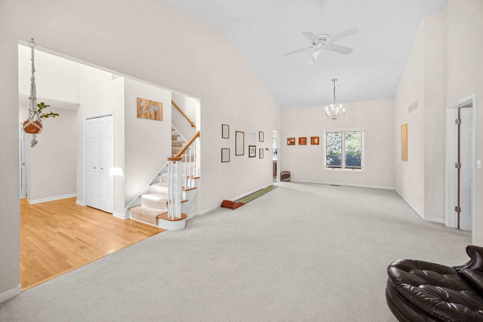958 Willow Circle DeKalb, IL 60115 - Photo 18 of 35 a view of a livingroom with furniture and windows