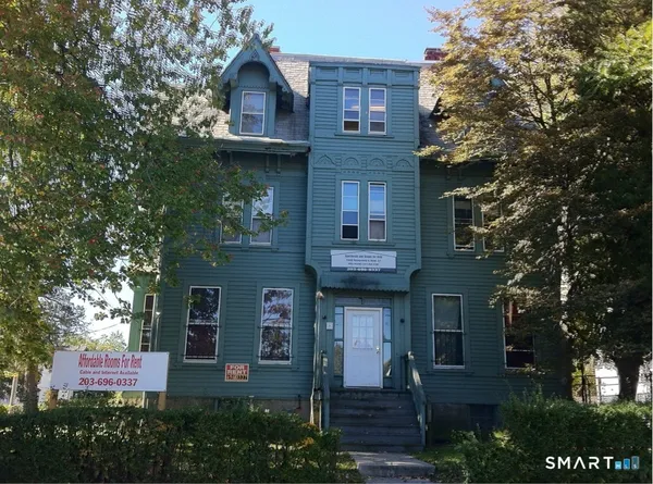 $725 | 789 Park Avenue, Unit 6, Bridgeport, CT 06604