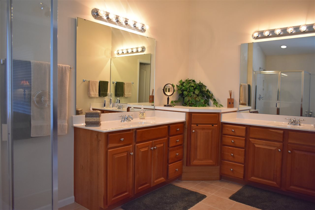 3102 Elm Tree Lane Raleigh, NC 27614 - Photo 18 of 19 Master Bath/Spa