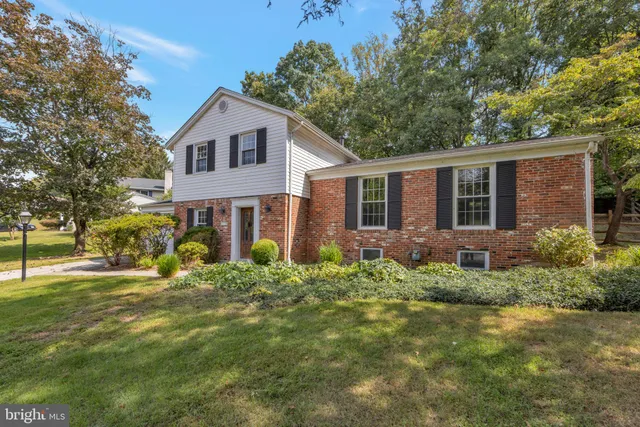 $4,400 | 11509 Parkedge Drive, Rockville, MD 20852