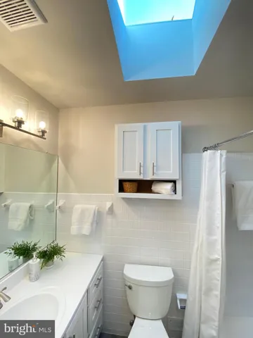 $4,400 | 11509 Parkedge Drive, Rockville, MD 20852