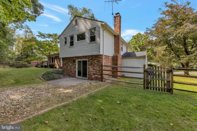 $4,400 | 11509 Parkedge Drive, Rockville, MD 20852