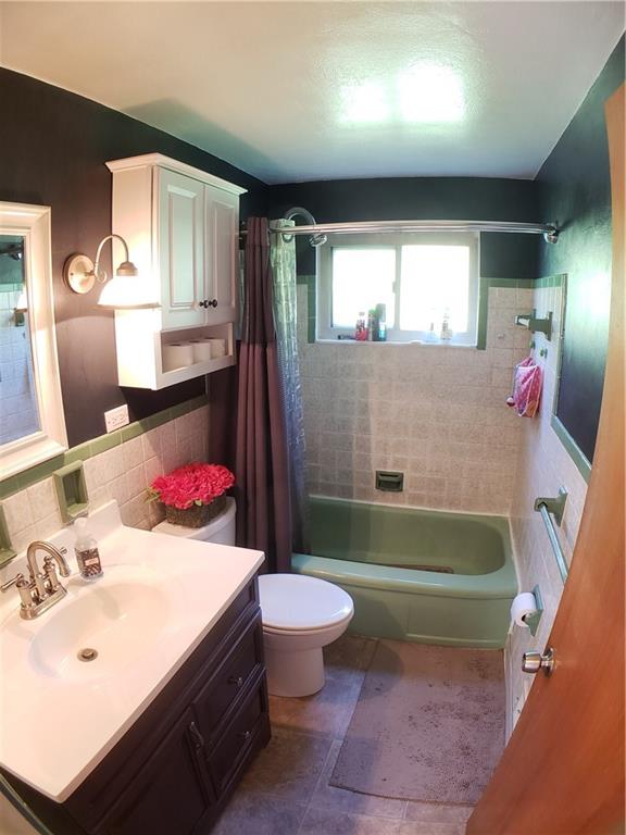 5266 Curry Road Pittsburgh, PA 15236 - Photo 12 of 25 Gallery Image 12