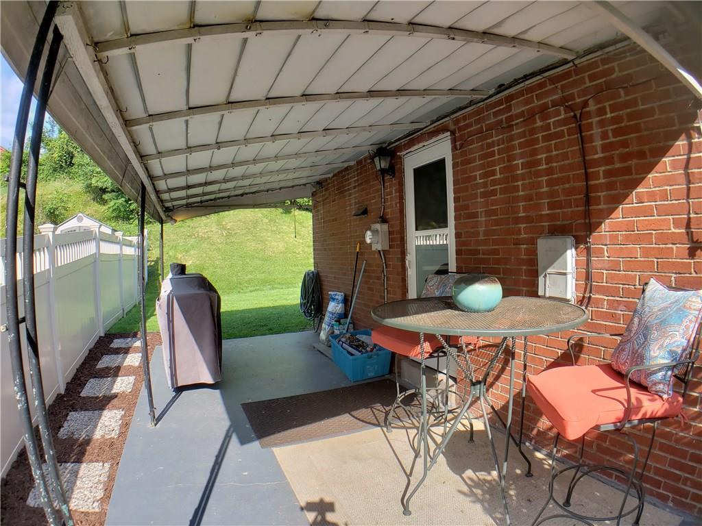 5266 Curry Road Pittsburgh, PA 15236 - Photo 13 of 25 Gallery Image 13