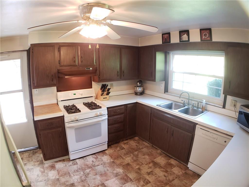5266 Curry Road Pittsburgh, PA 15236 - Photo 7 of 25 Gallery Image 7