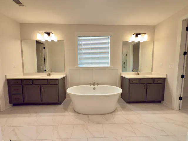 $599,950 | 5521 Heather Oak Drive, Arlington, TN 38002