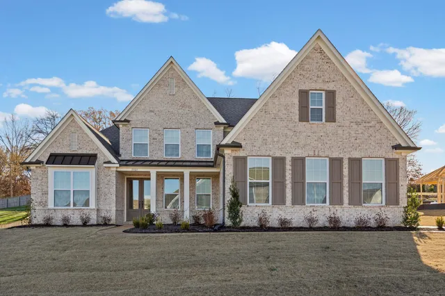 $599,950 | 5521 Heather Oak Drive, Arlington, TN 38002