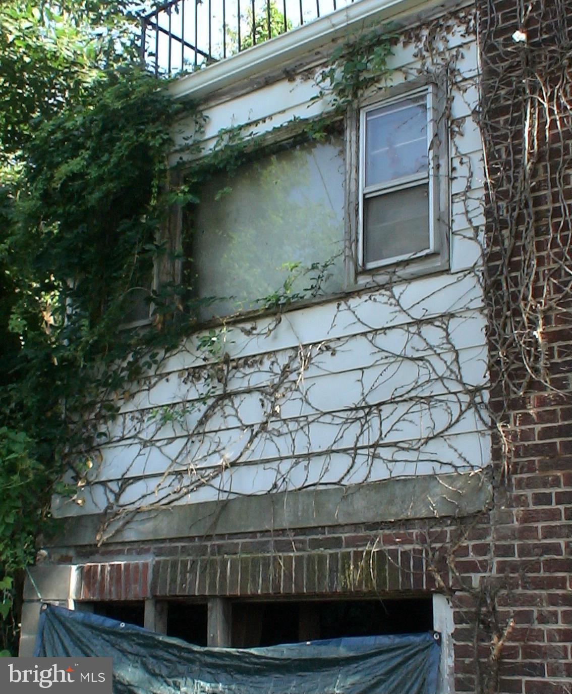 2823 R Street Southeast Washington, DC 20020 - Photo 3 of 3 Exterior (Rear)