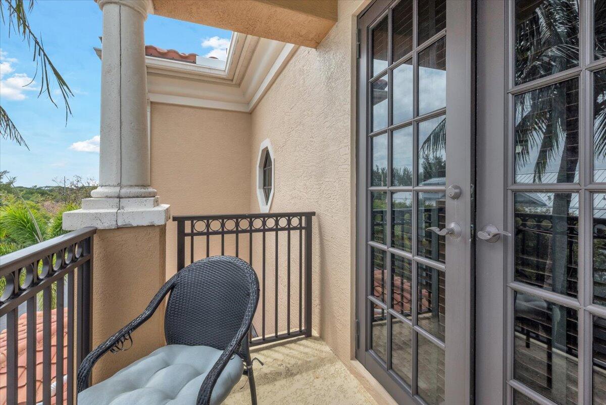 502 Del Sol Circle Tequesta, FL 33469 - Photo 42 of 73 Top floor second balcony