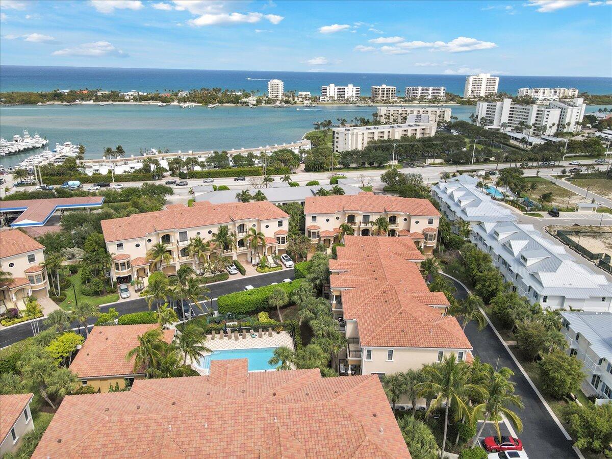 502 Del Sol Circle Tequesta, FL 33469 - Photo 71 of 73 Area