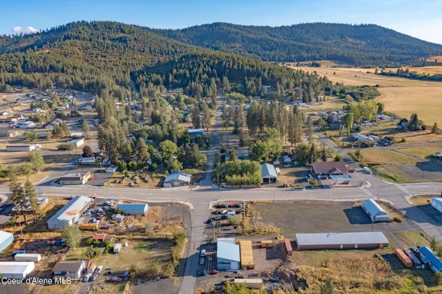 $73,000 | 9813 Us-95, Worley, ID 83876