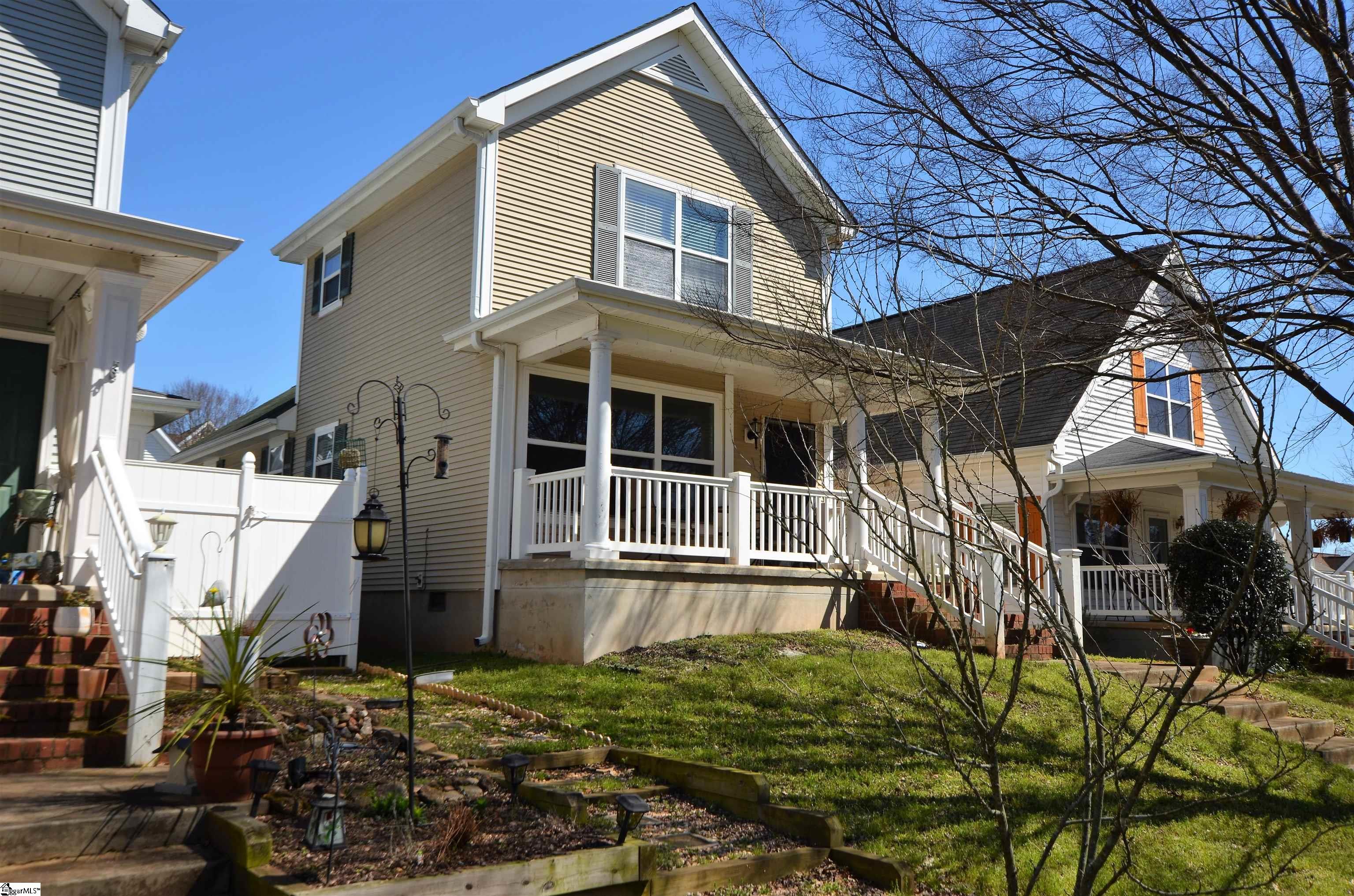 111 Provence Street Greenville, SC 29607 - Photo 3 of 13 Gallery Image 3