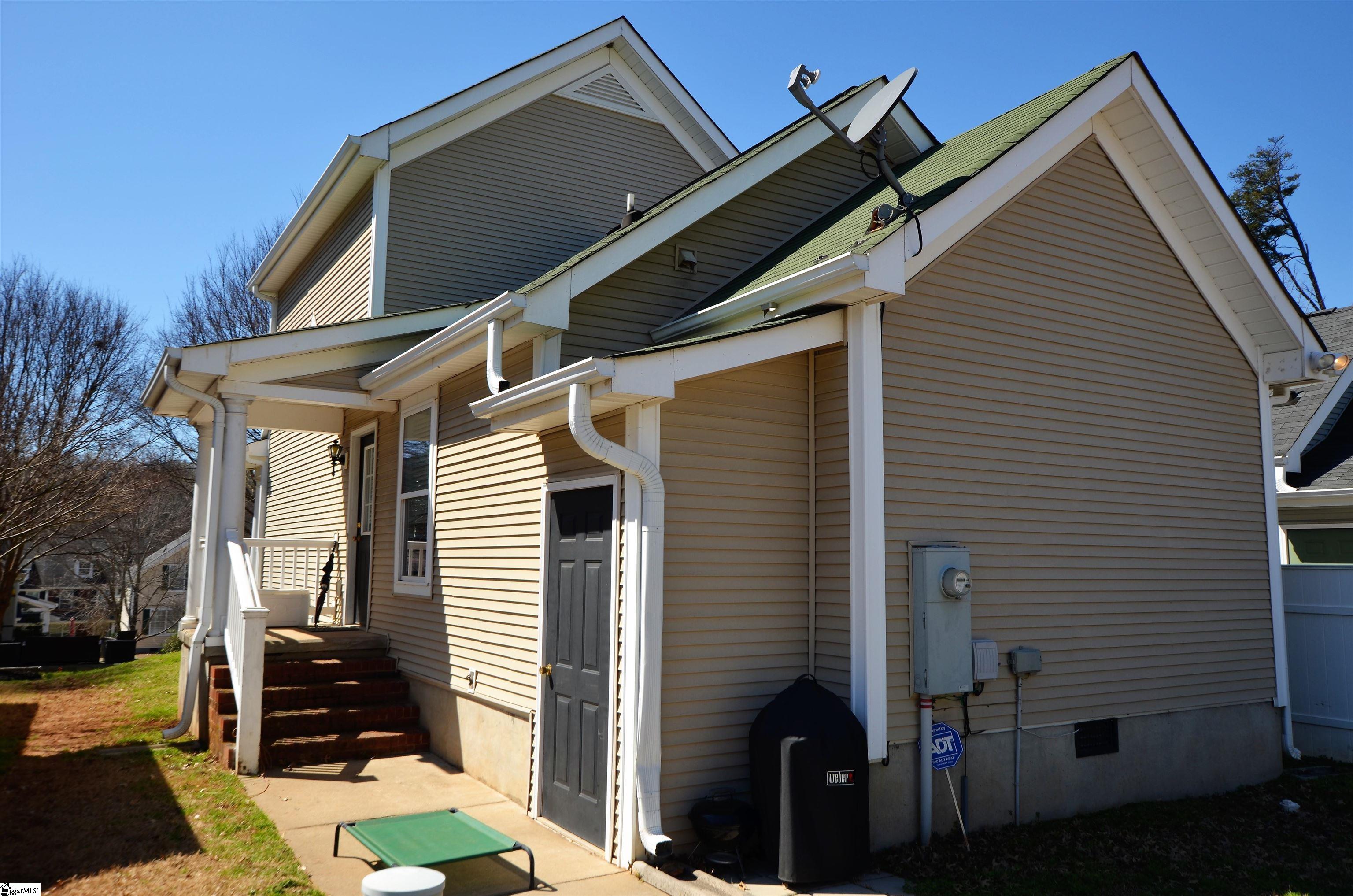 111 Provence Street Greenville, SC 29607 - Photo 4 of 13 Gallery Image 4