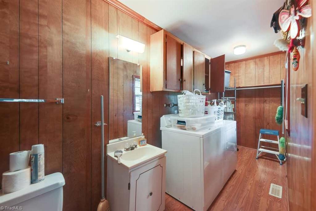 440 Briarlea Road Winston-Salem, NC 27104 - Photo 11 of 50 Gallery Image 11