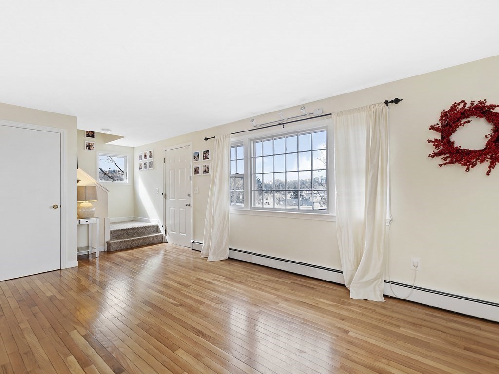 36 Indian Road Waltham, MA 02451 - Photo 9 of 42 Gallery Image 9