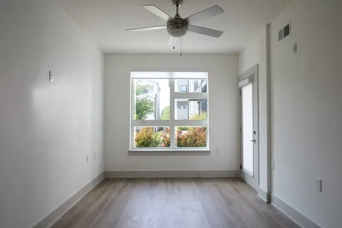 $350,000 | 542 Southgate Avenue, Unit 205, Nashville, TN 37203