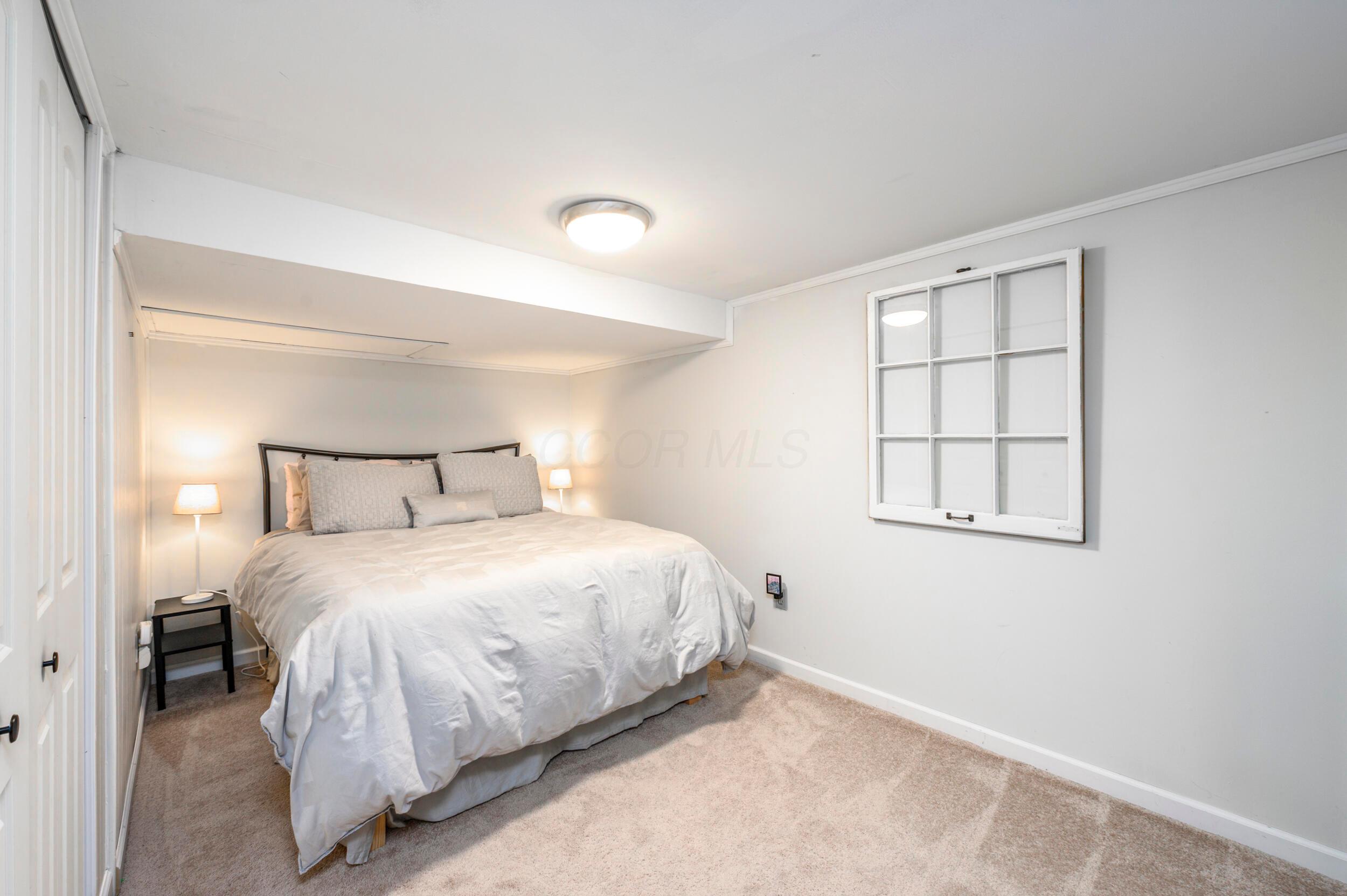 3131 Redding Road Columbus, OH 43221 - Photo 22 of 34 23