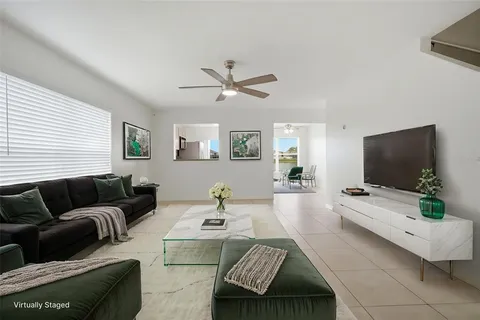 $379,000 | 10604 Lakeside Vista Drive, Riverview, FL 33569