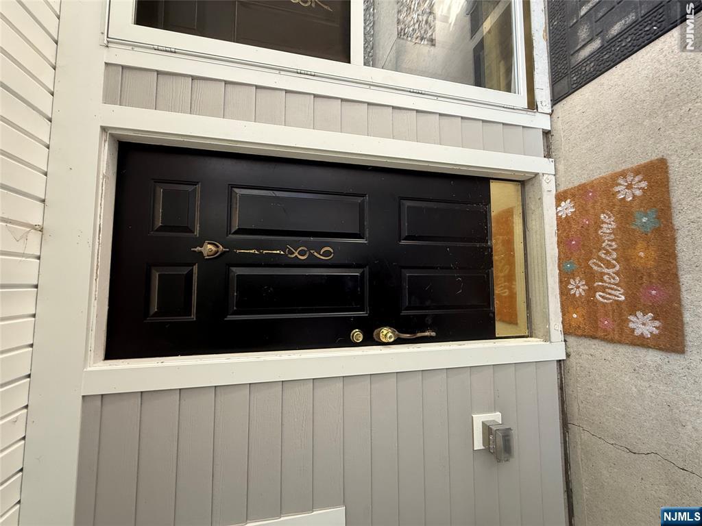 1186 Richmond Road Mahwah, NJ 07430 - Photo 2 of 17 Gallery Image 2