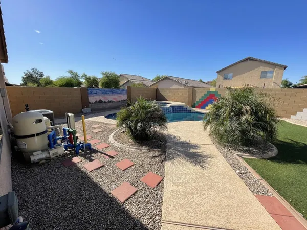 $1,900 | 39974 West Thornberry Lane, Maricopa, AZ 85138