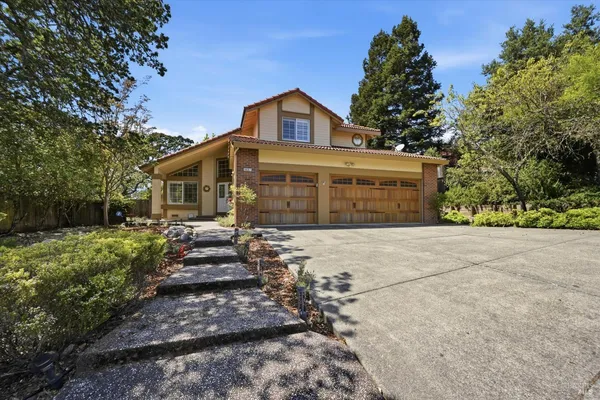 $949,000 | 9607 Montez Court, Windsor, CA 95492