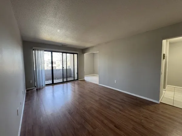 $275,000 | 68 Shrewsbury Green Drive, Unit J, Shrewsbury, MA 01545