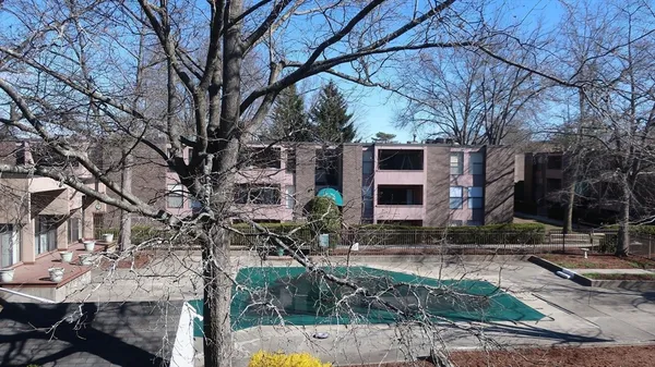 $275,000 | 68 Shrewsbury Green Drive, Unit J, Shrewsbury, MA 01545