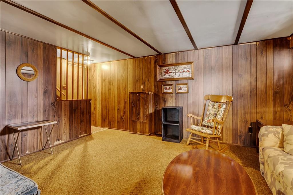1052 Universal Road Pittsburgh, PA 15235 - Photo 18 of 23 Gallery Image 18