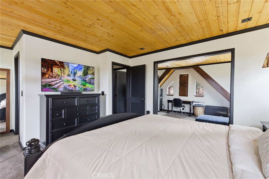 170 Fir Terrace Cedar Glen, CA 92321 - Photo 19 of 48 Primary Bedroom