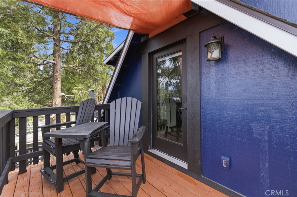 170 Fir Terrace Cedar Glen, CA 92321 - Photo 21 of 48 Juliet Balcony
