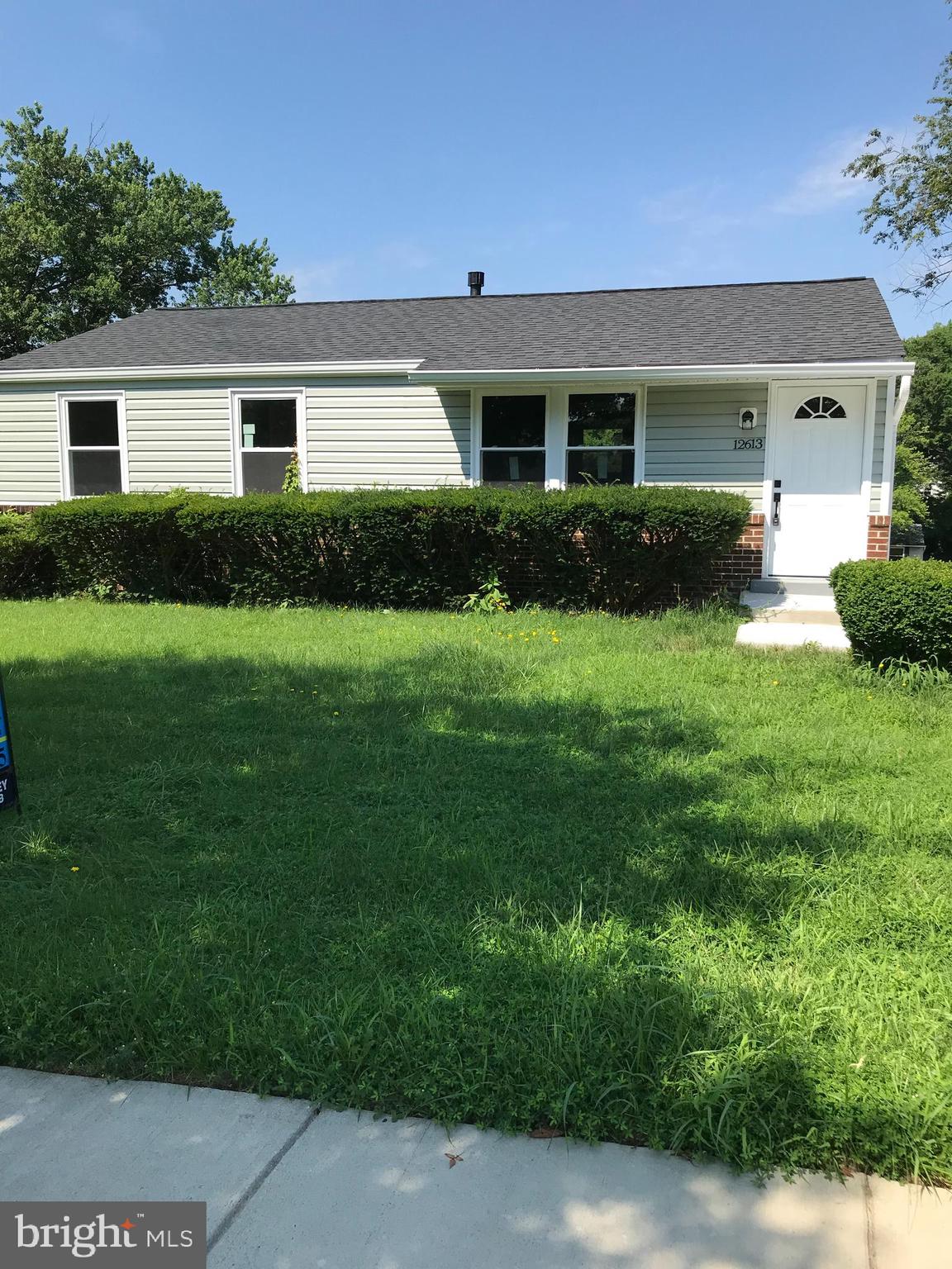 12613 Lunan Road Clinton, MD 20735 - Photo 3 of 10 Another front view