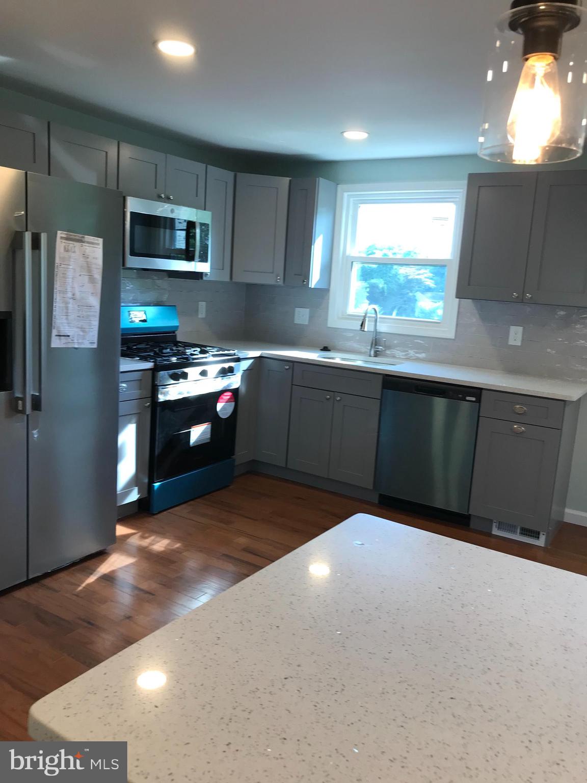 12613 Lunan Road Clinton, MD 20735 - Photo 4 of 10 Kitchen