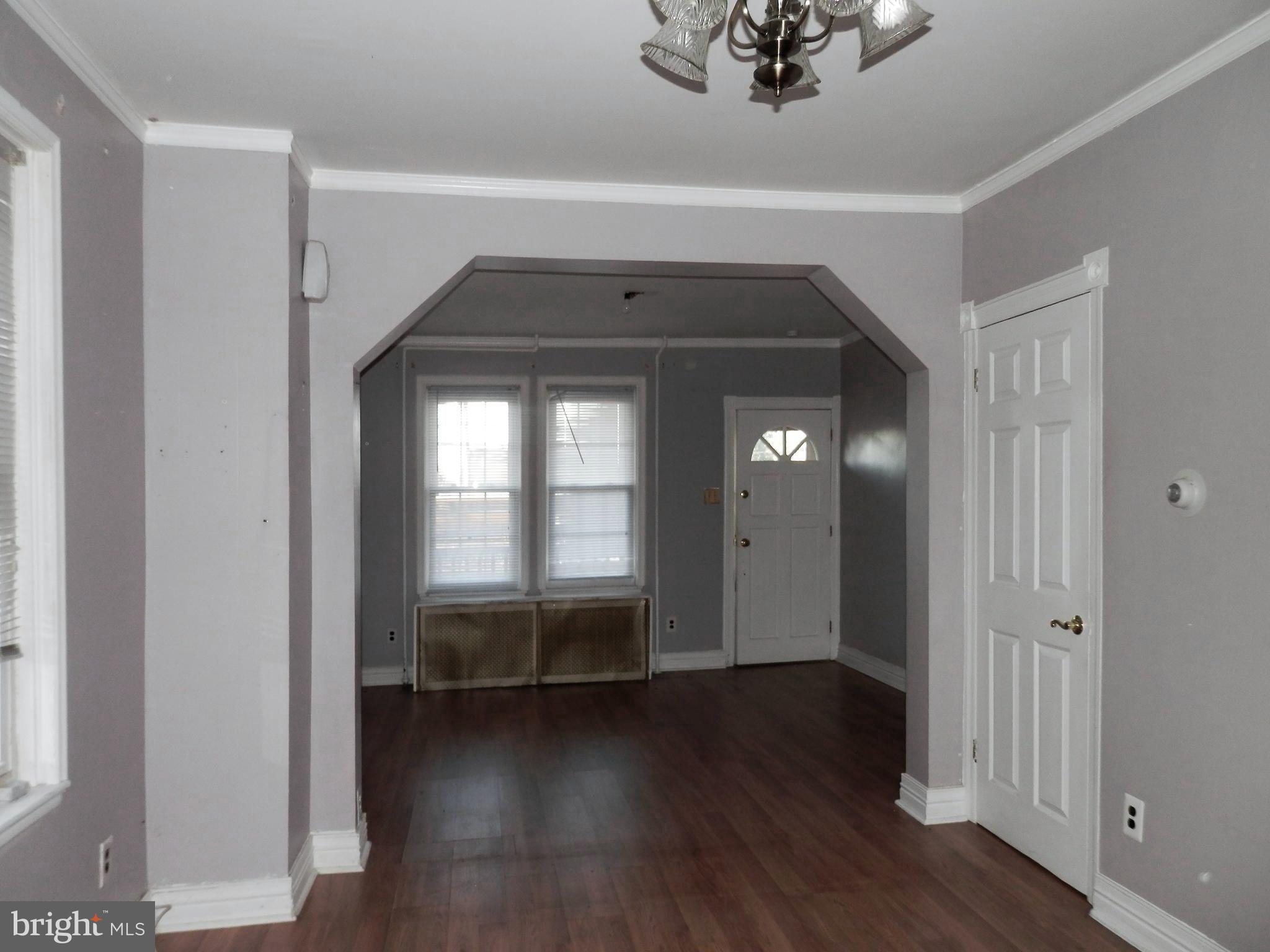 306 Front Street Delran, NJ 08075 - Photo 4 of 18 Dining room