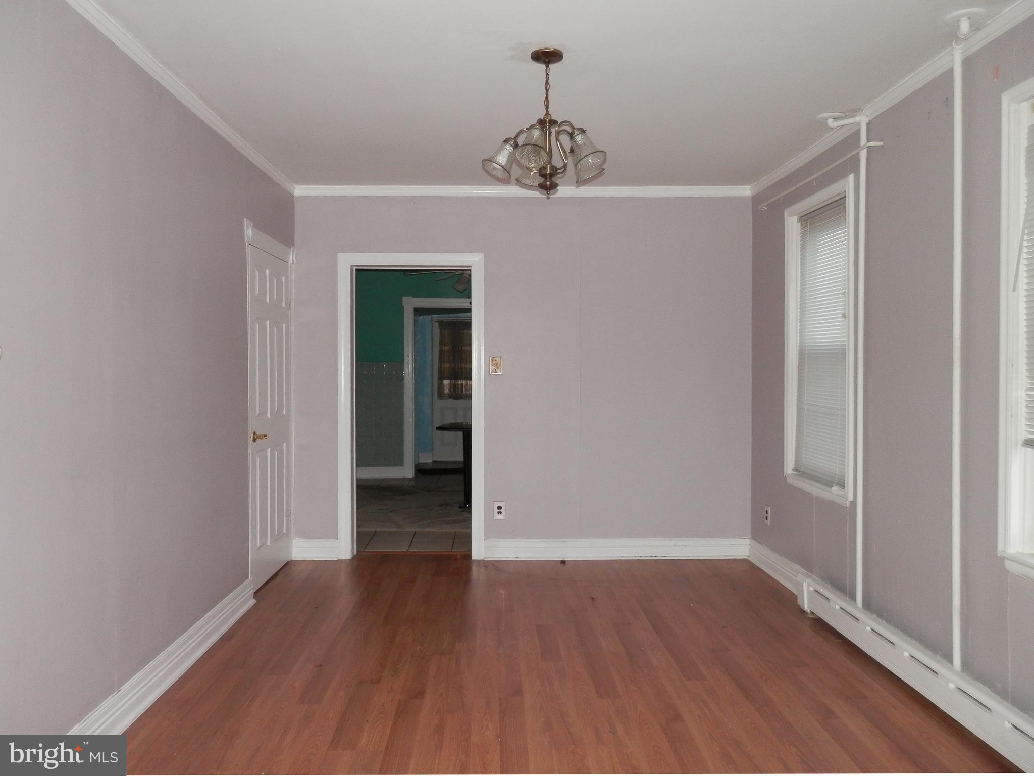 306 Front Street Delran, NJ 08075 - Photo 5 of 18 Dining room