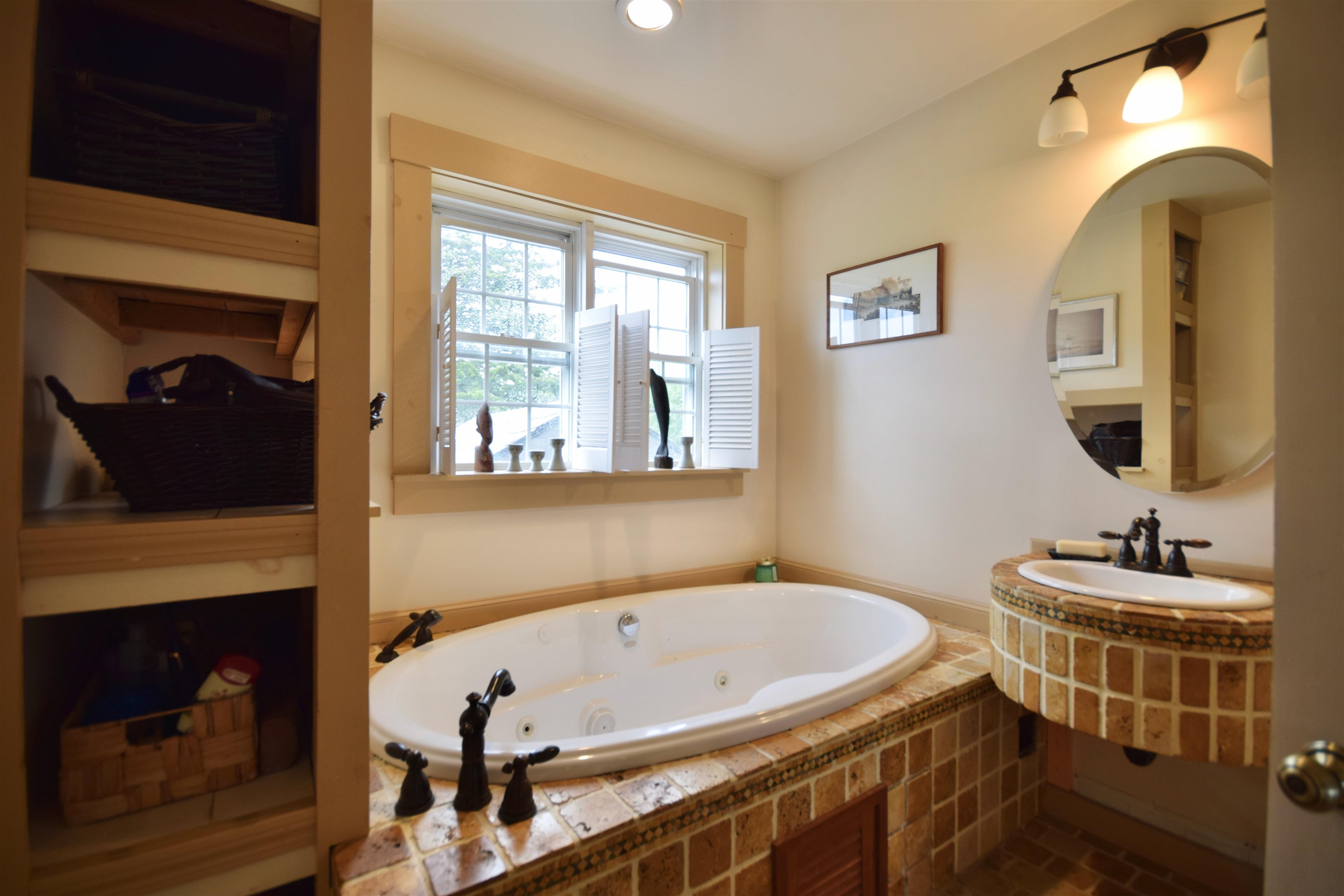 2835 Mountain View Road Williston, VT 05495 - Photo 14 of 30