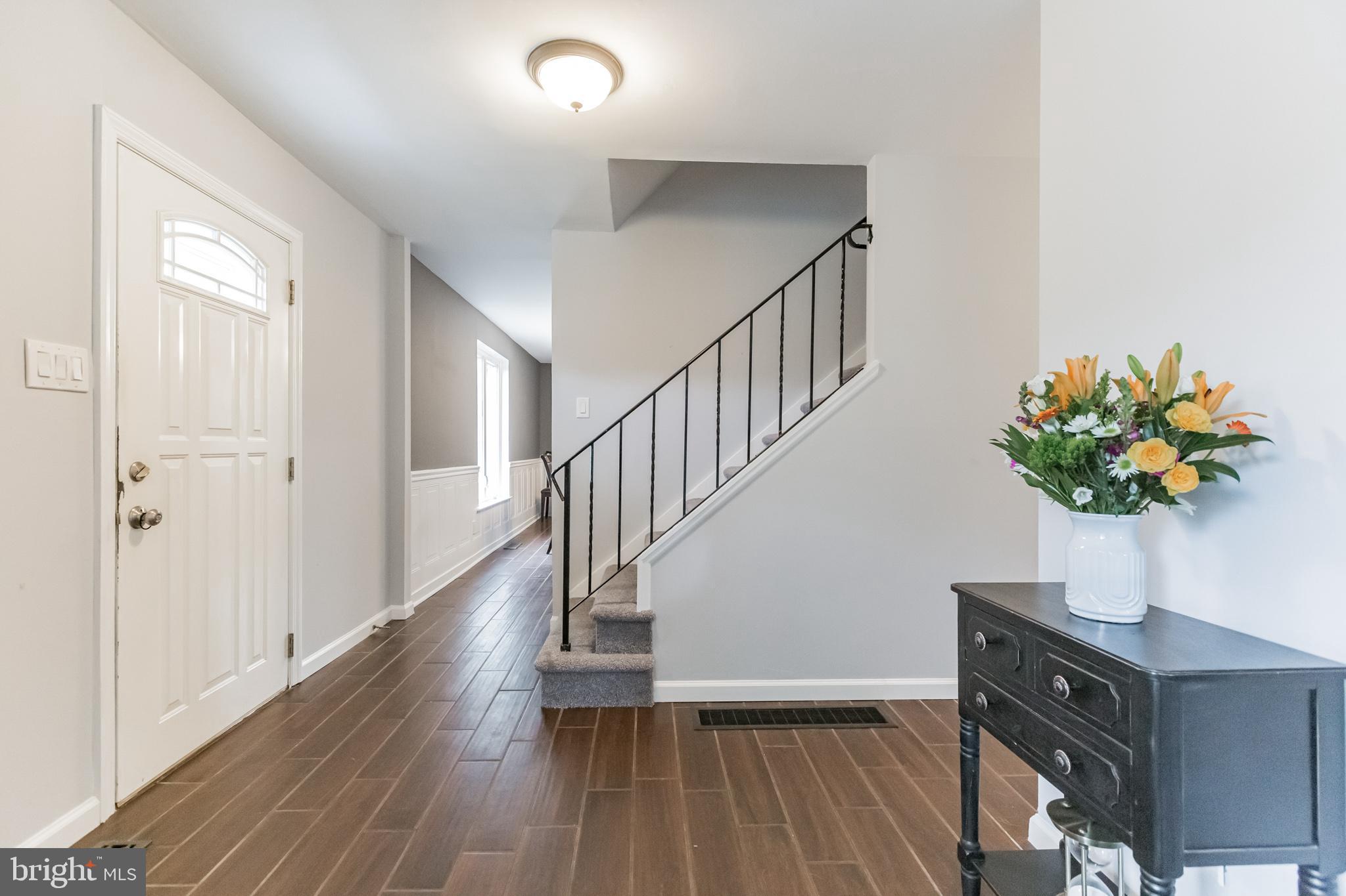 117 Rennard Place Philadelphia, PA 19116 - Photo 3 of 30 Gallery Image 3